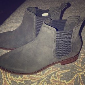 TOM booties